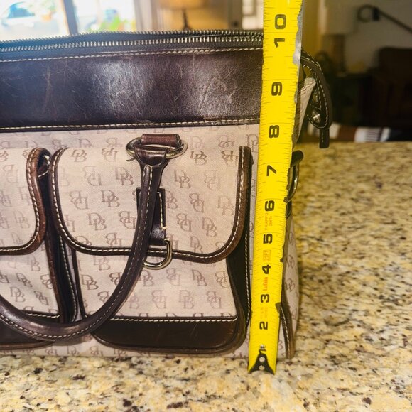 Vintage Y2K Dooney & Bourke Signature Beige Satchel Bag With Matching Pouch - Picture 14 of 16